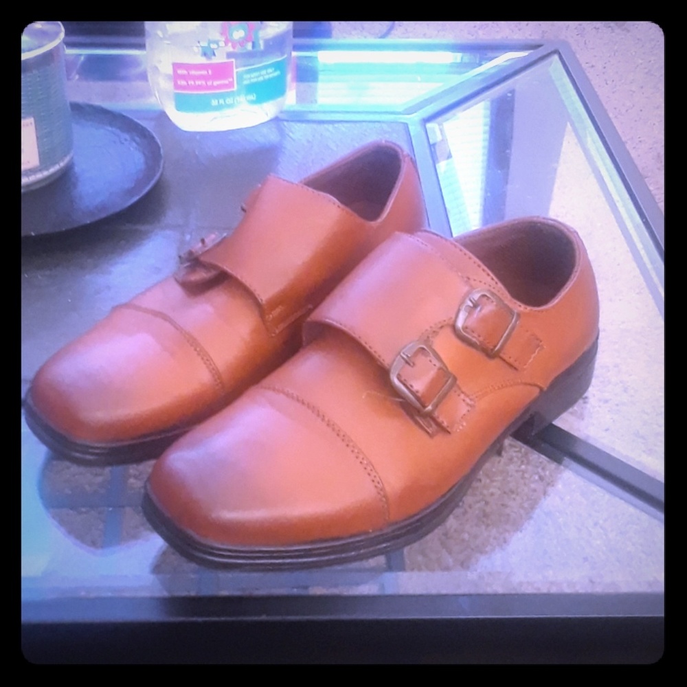 Youth boys dress shoes